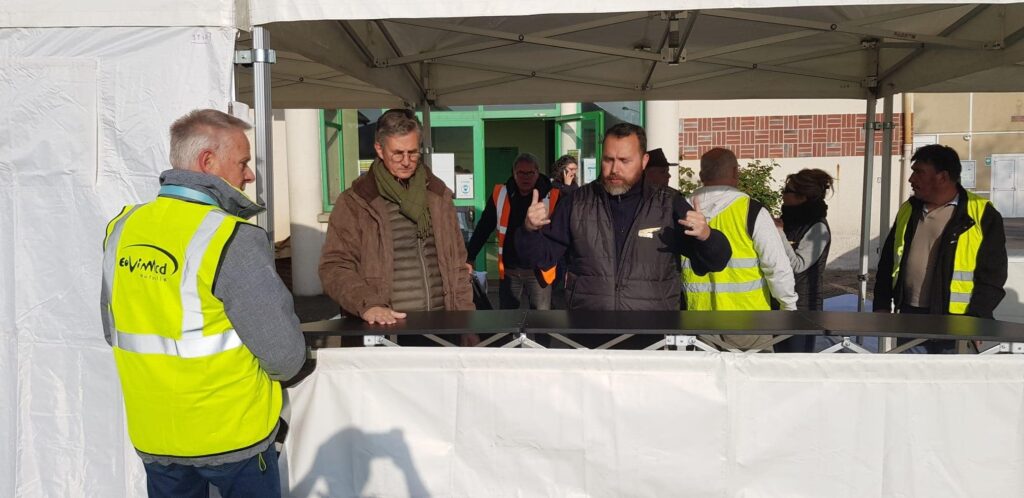 Le maire lors de la brocante